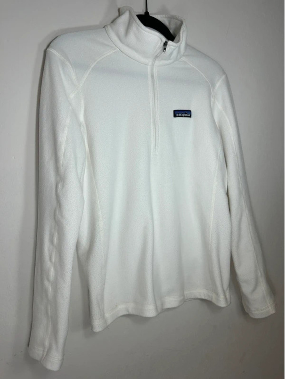 Patagonia White Fleece Pull Over Jacket with Quarter Zipper